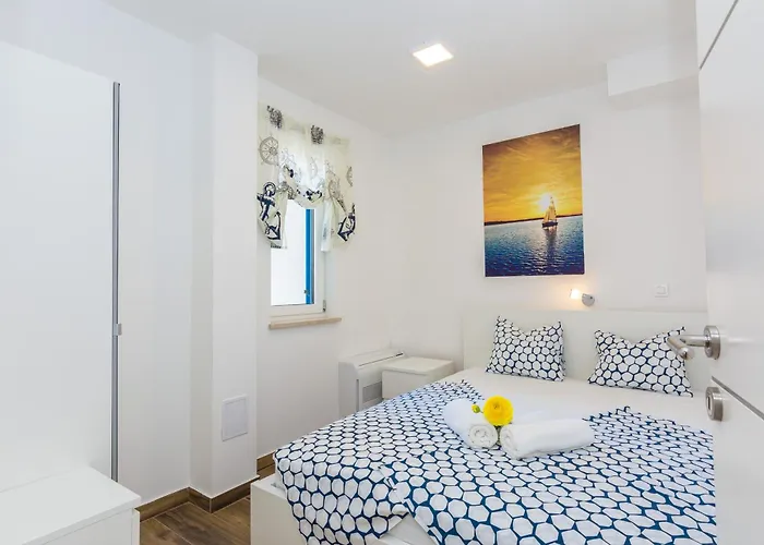 Miri Lily Дом отдыха Привлака